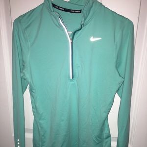 Nike Half Zip